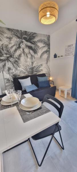 Studette avec terrasse Comme à la maison